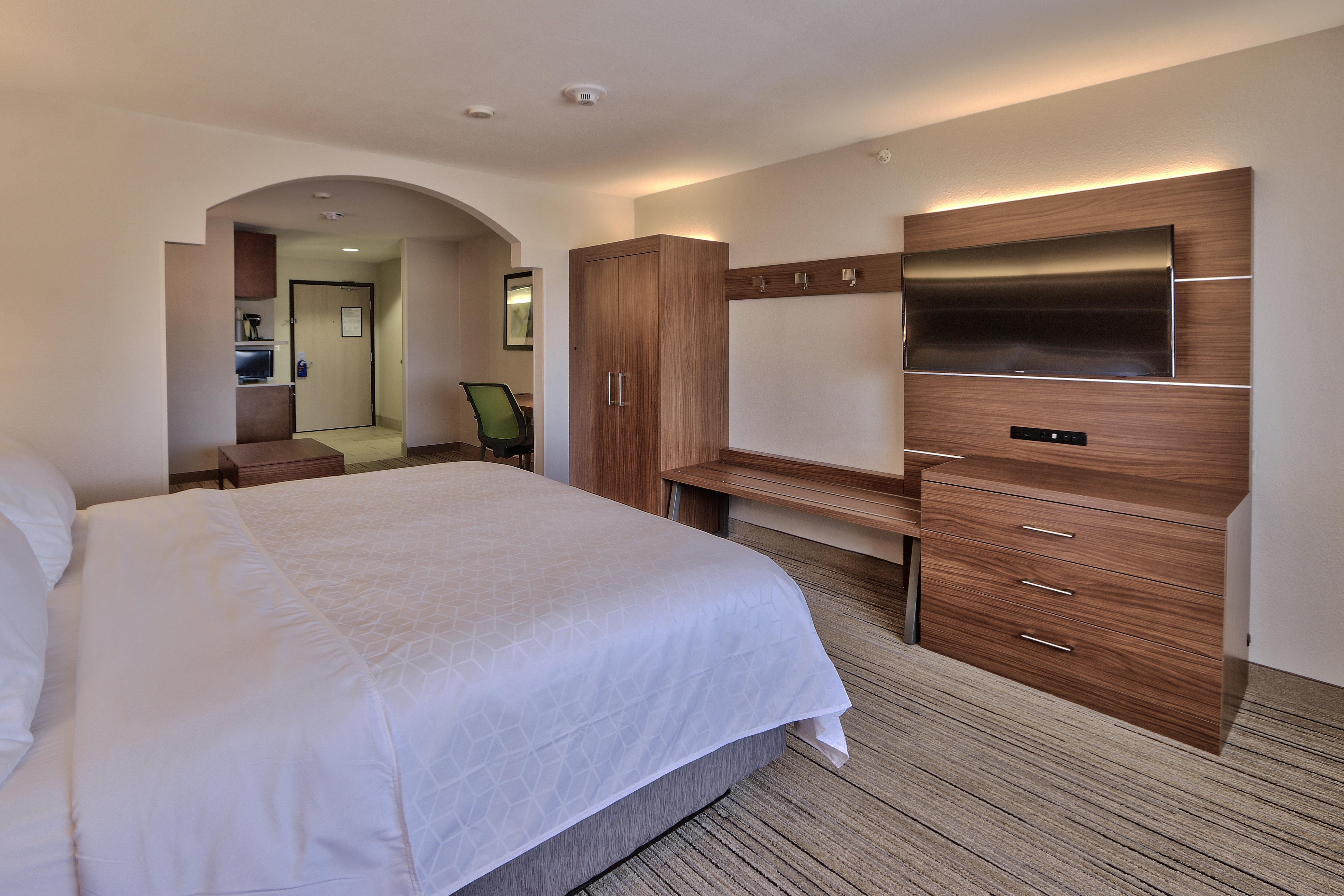 Holiday Inn Express & Suites Portales By Ihg Eksteriør bilde