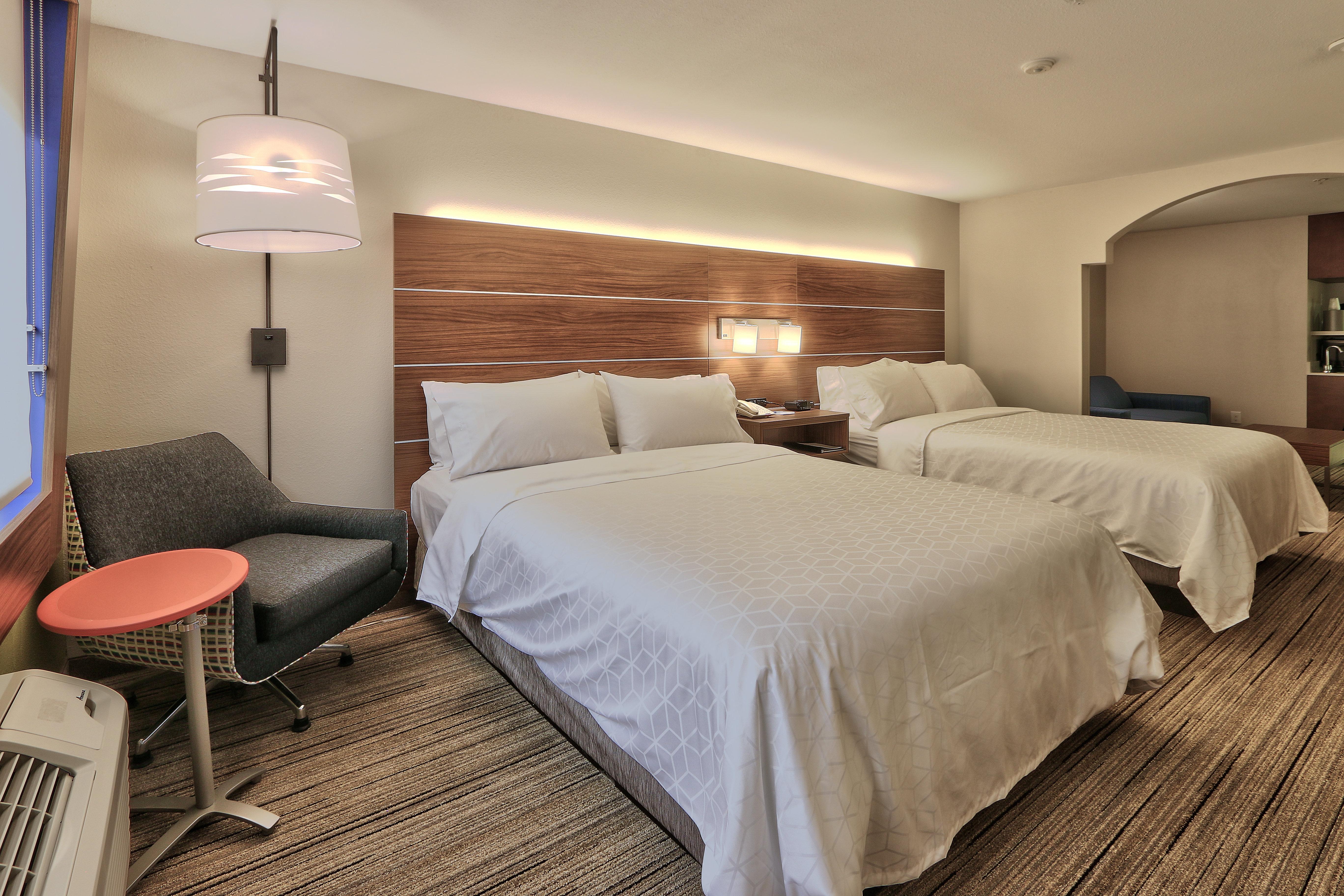 Holiday Inn Express & Suites Portales By Ihg Eksteriør bilde
